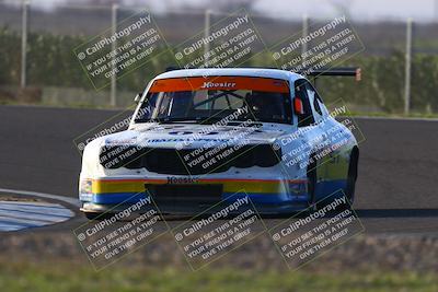 media/Jan-18-2026-CalClub SCCA (Sun) [[8bc6468723]]/Group 7 Race/Turn 1/